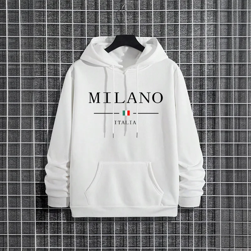 Street Fashion In Milan - Italie Milan mode hommes sweats à