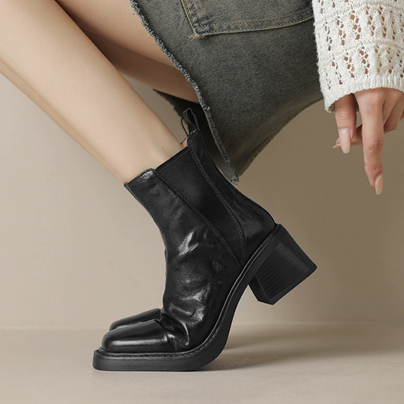 Chaussures rétro pour femmes,  - Street Fashion Rome 2026 avis et prix