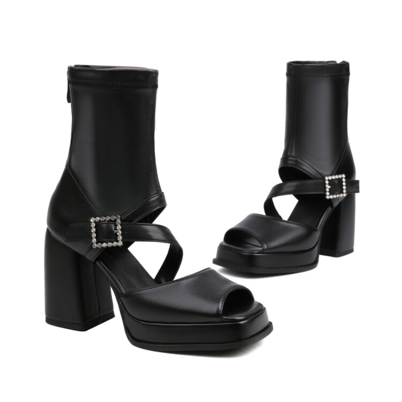 Sandales Gladialtor pour femme - Street Fashion Plus Size avis et prix