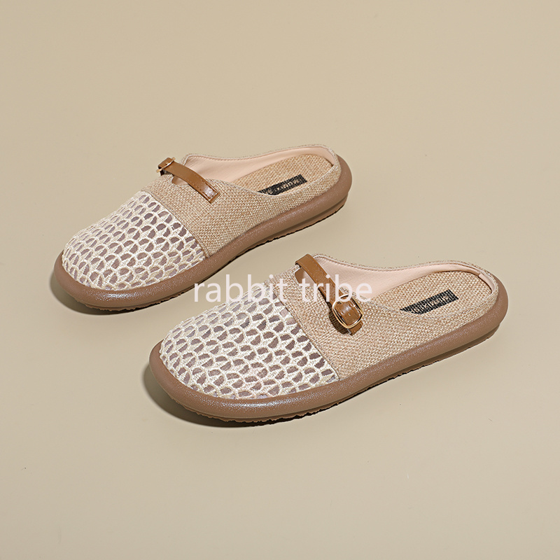 Nouvelles Sandales Plates de L - Street Fashion Rome 2026 avis et prix