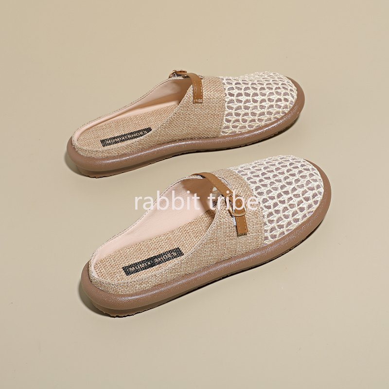 Nouvelles Sandales Plates de L - Street Fashion Rome 2026 avis et prix